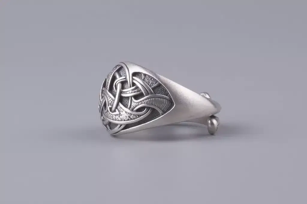 Triquetra Rings