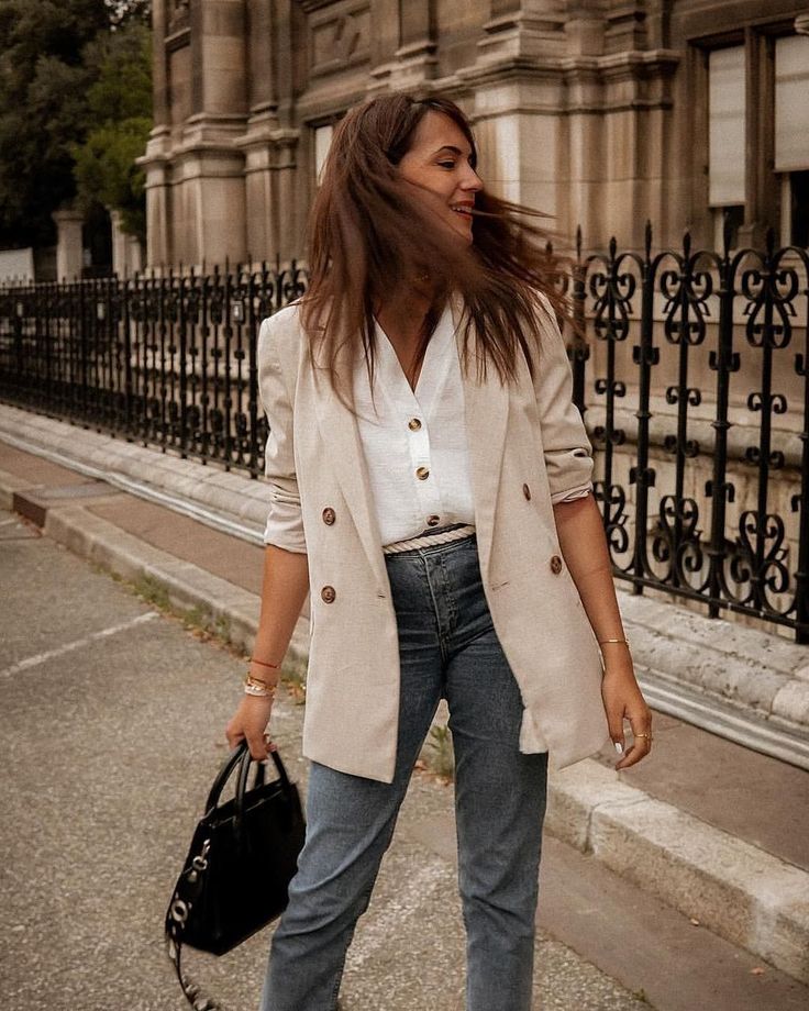 Beige Blazer Outfit