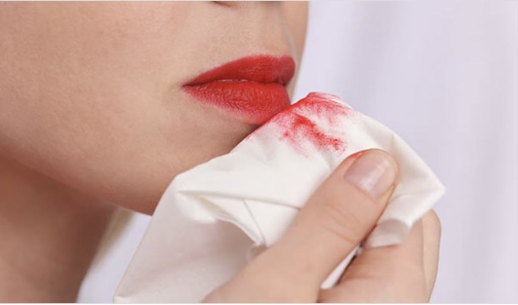 Use a Tissue to Make Your Lipstick Stay in Place