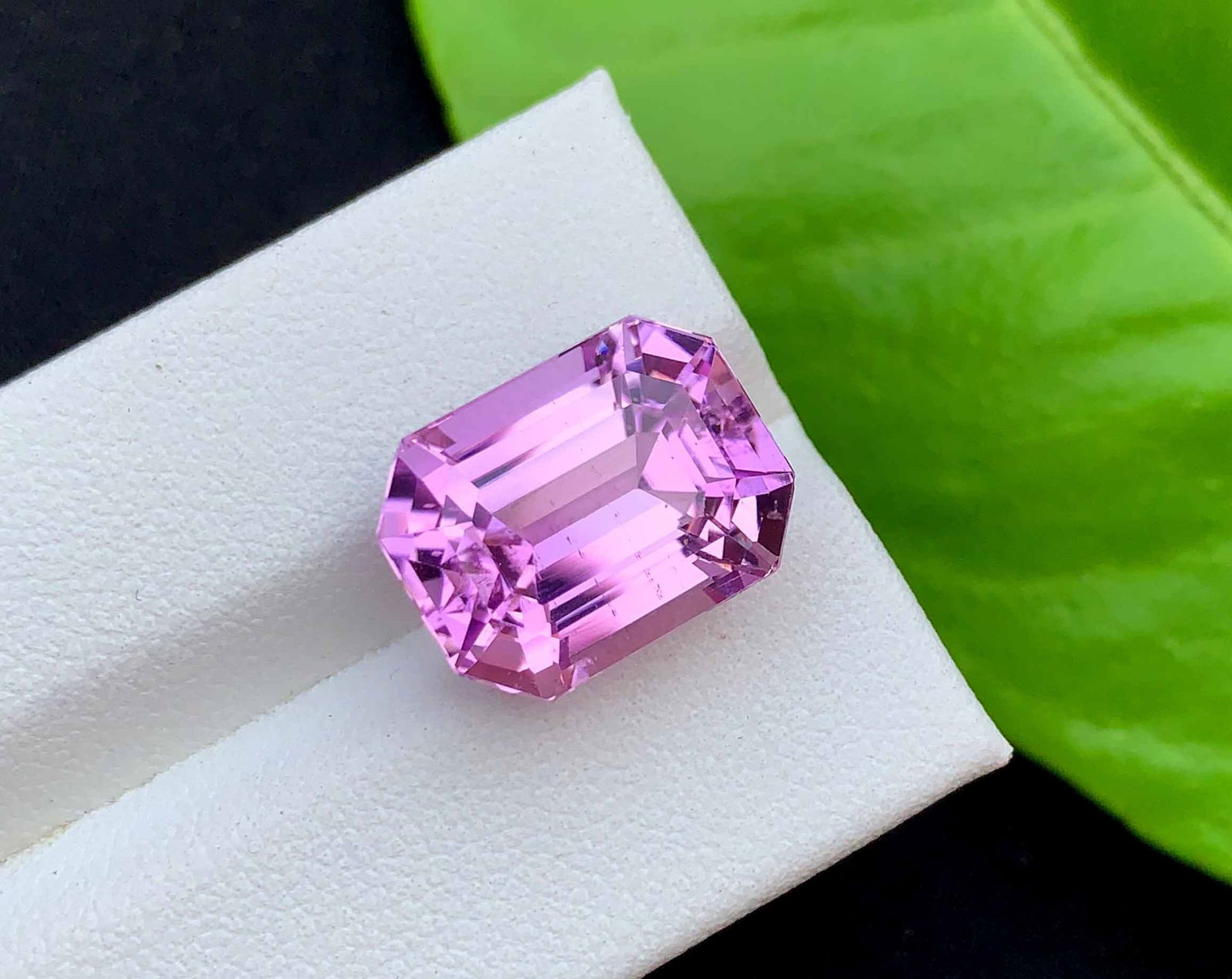 15 Best Place to Buy Loose Gemstones Online GigWise