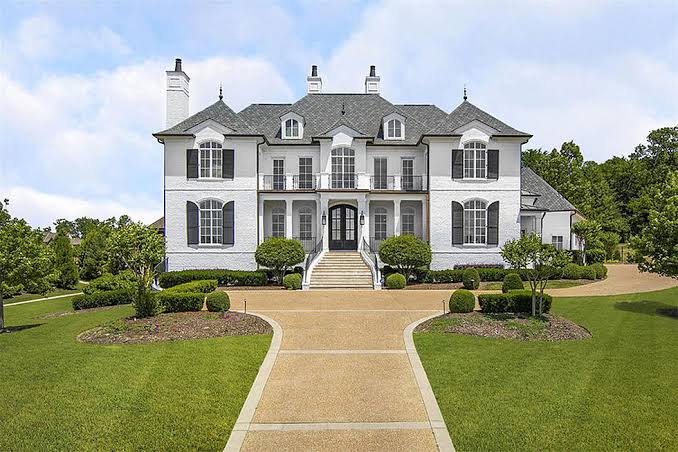 Todd Chrisley’s Mansion: Photos 