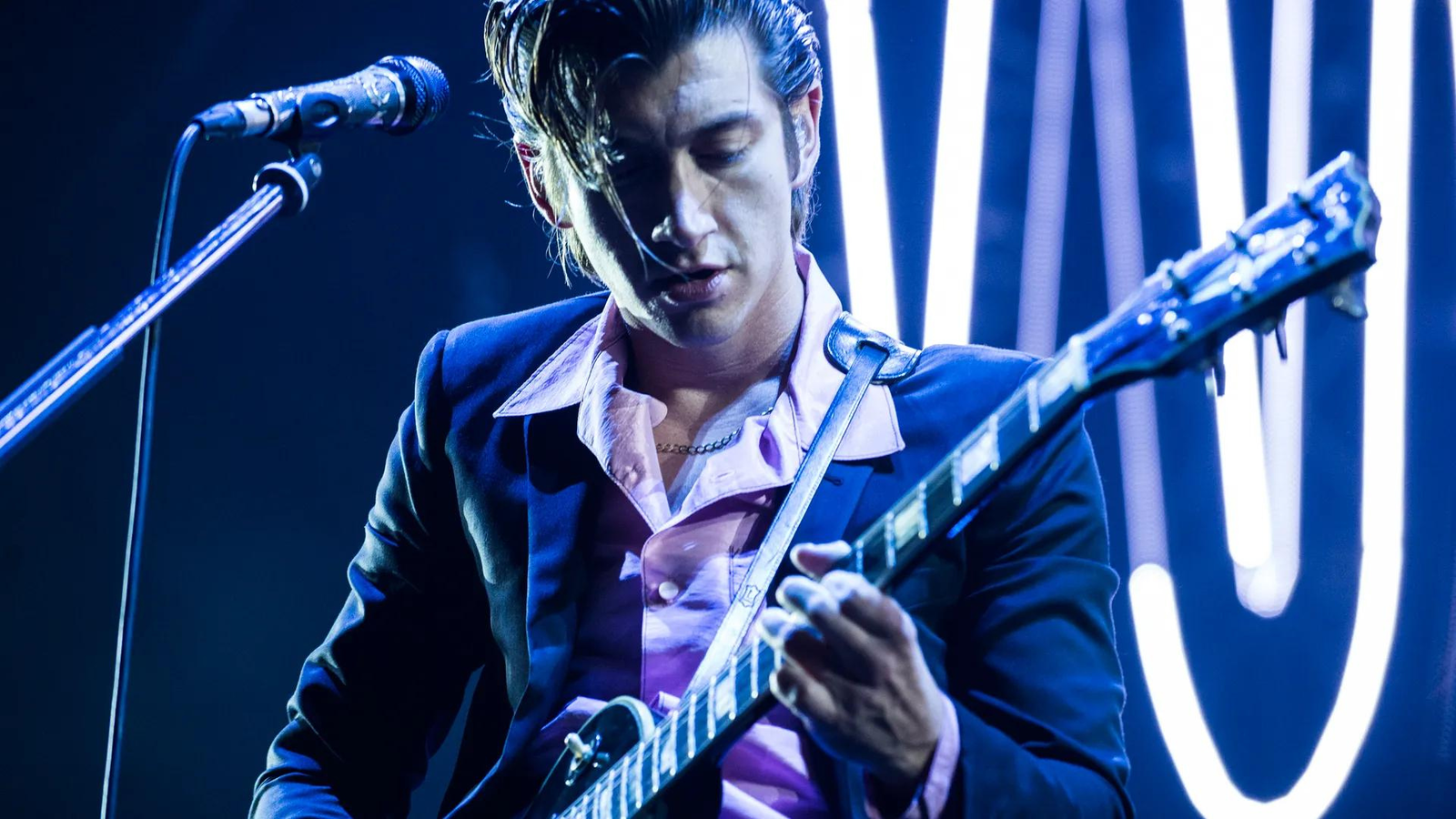 Alex_Turner_Arctic_Monkeys