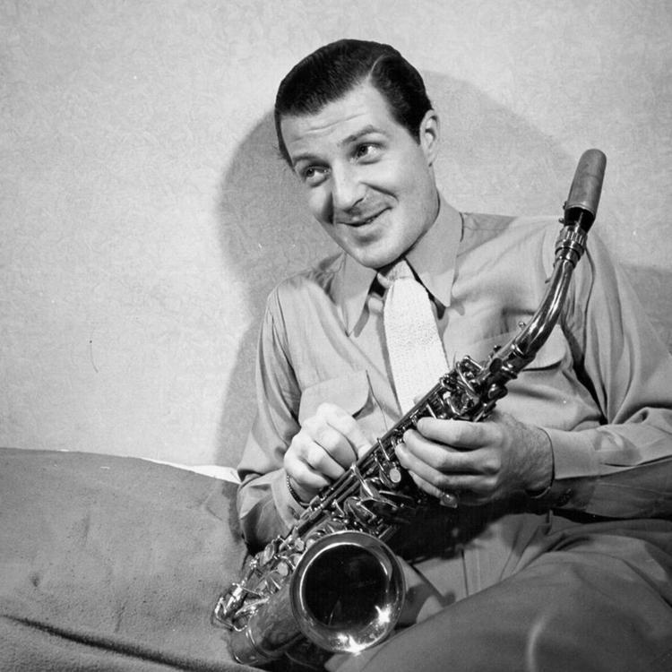 Charlie_Barnet_Saxophone