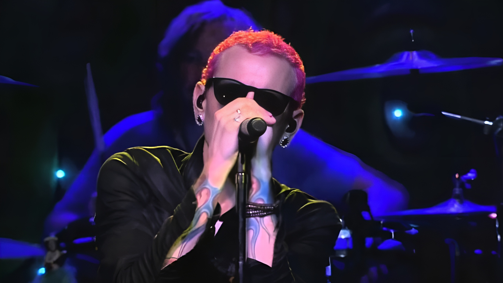 Chester_Bennington_20132015