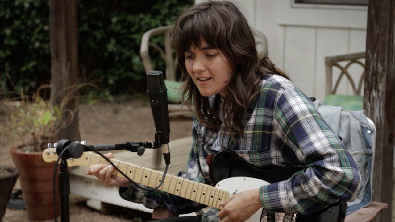 Courtney_Barnett