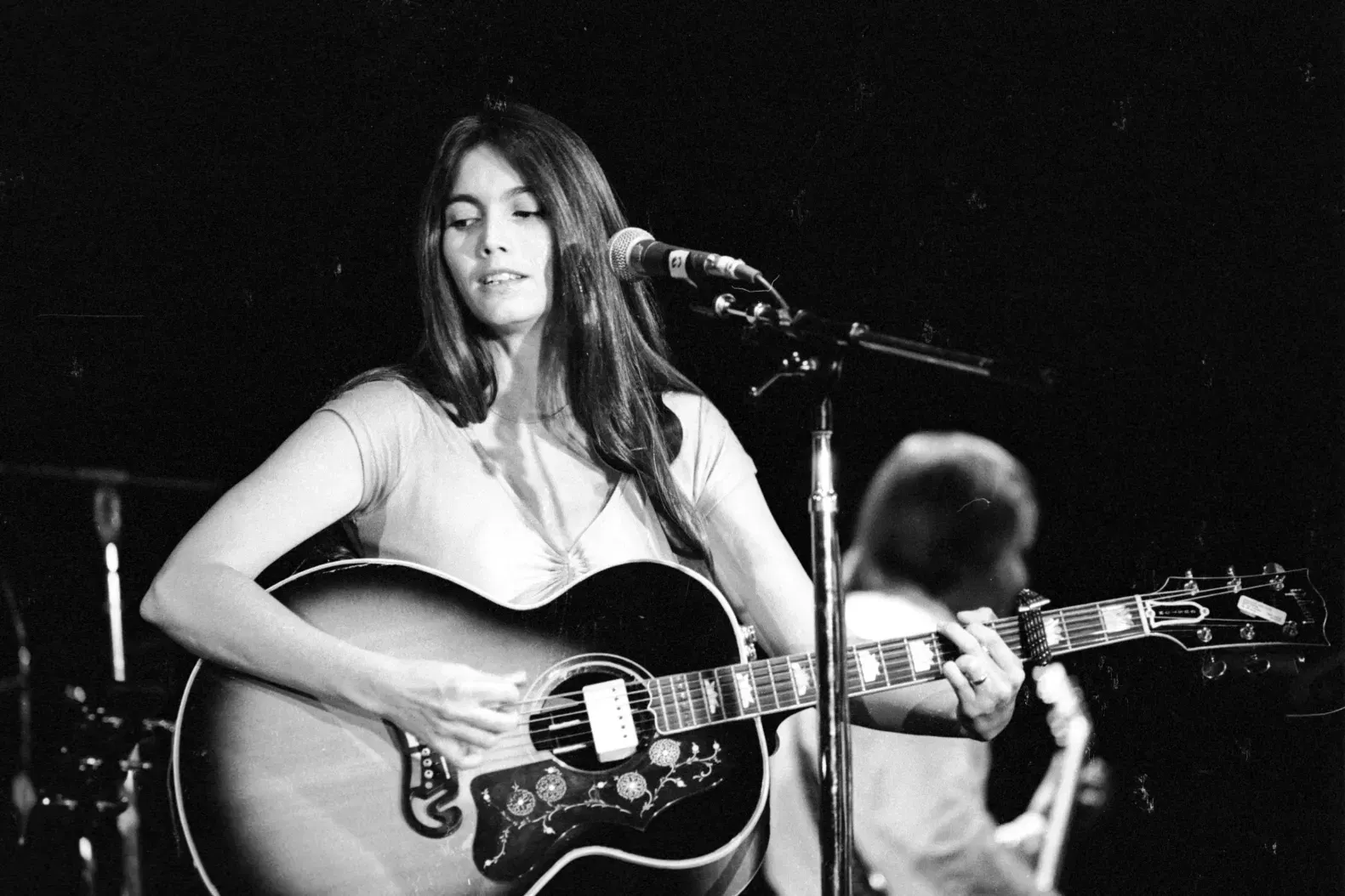 Emmylou_Harris