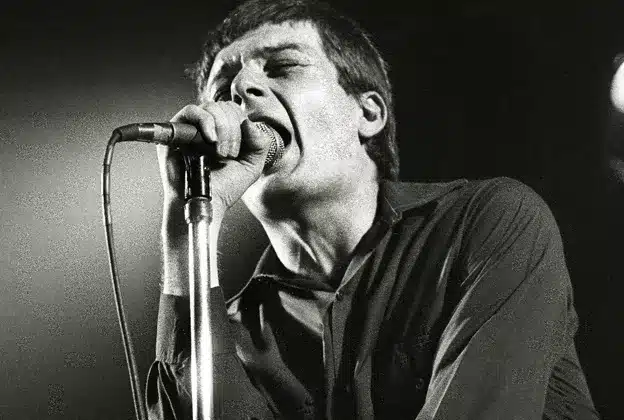 Ian_Curtis