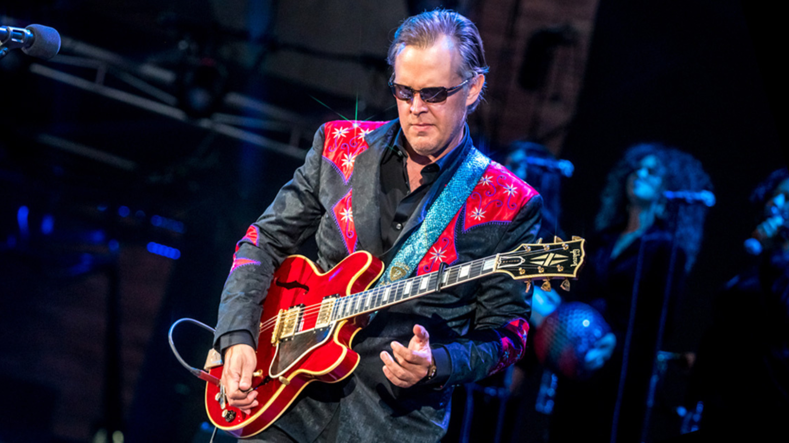 Joe_Bonamassa_A_Contemporary_Blues_Virtuoso