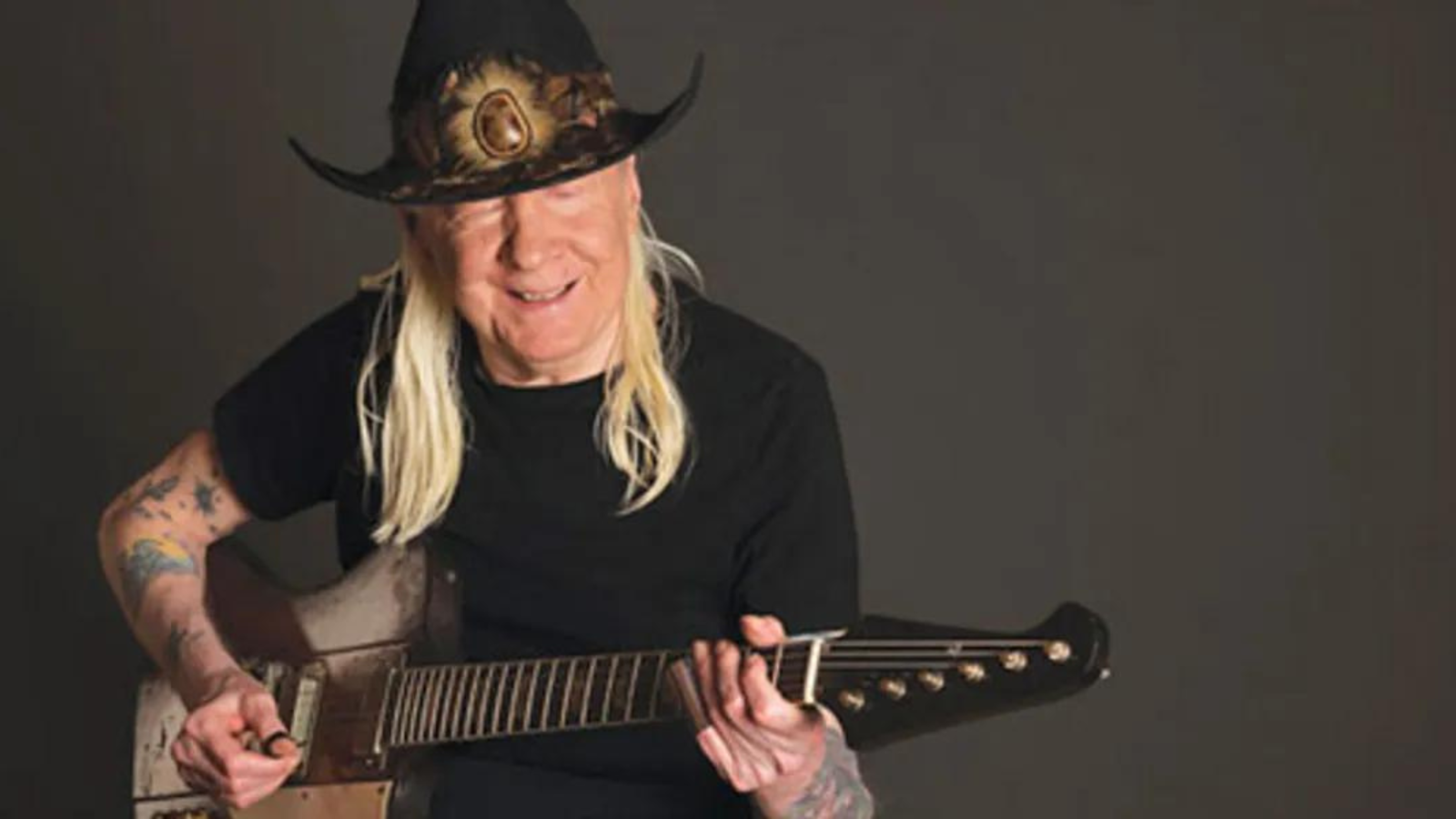 Johnny_Winter_Master_of_the_Slide_Guitar