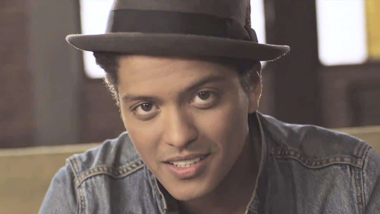 Just_the_Way_You_Are_-_Bruno_Mars