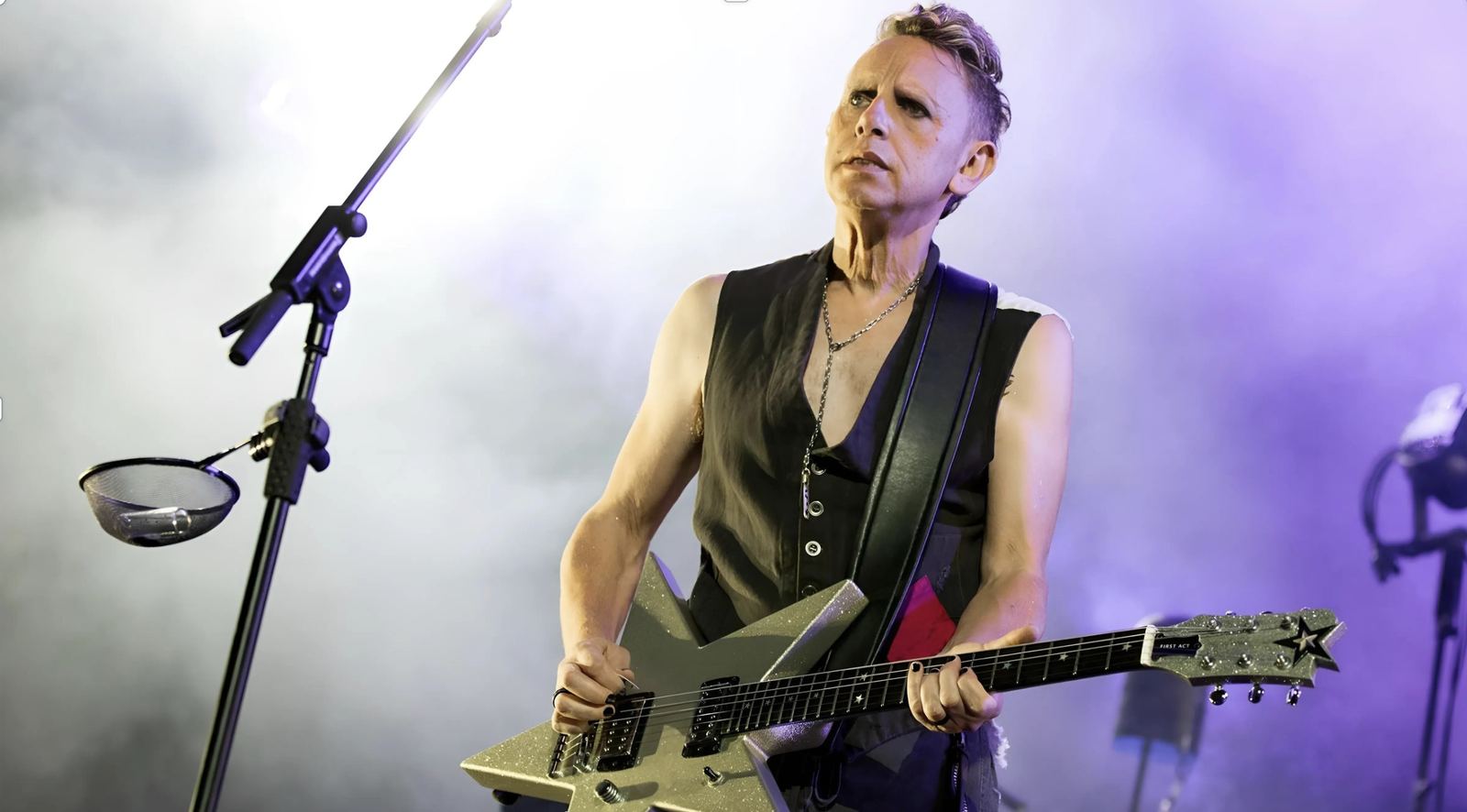 Martin_Gore_-_The_Songsmith