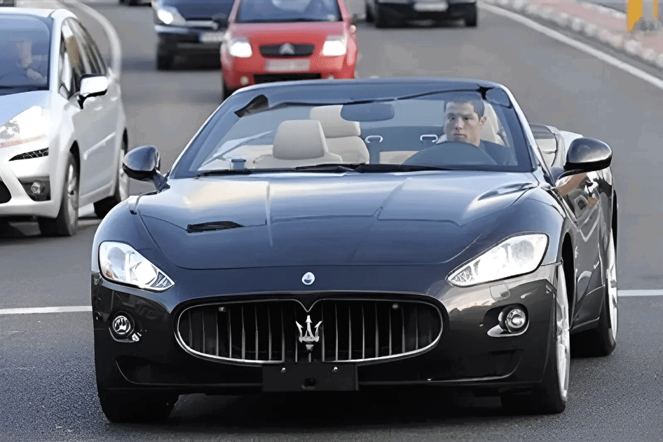 Maserati_GranCabrio