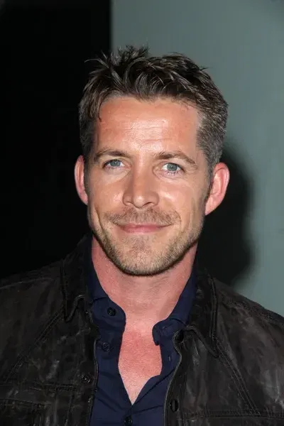 Sean_Maguire