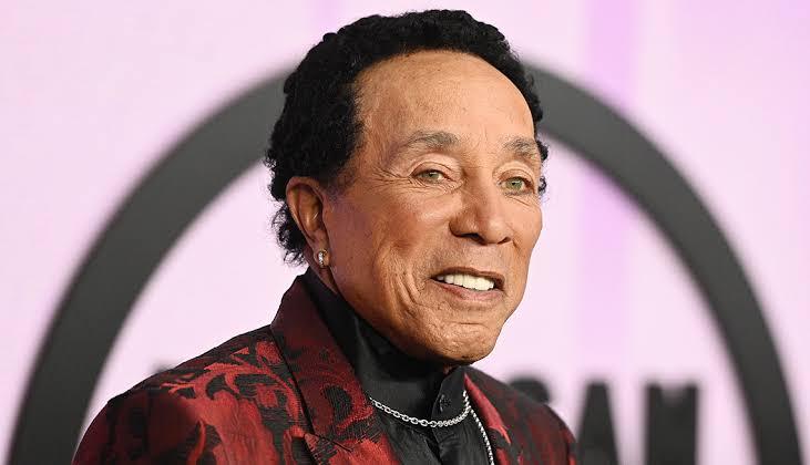 Smokey_Robinson