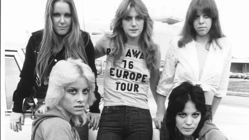 members of the runaways