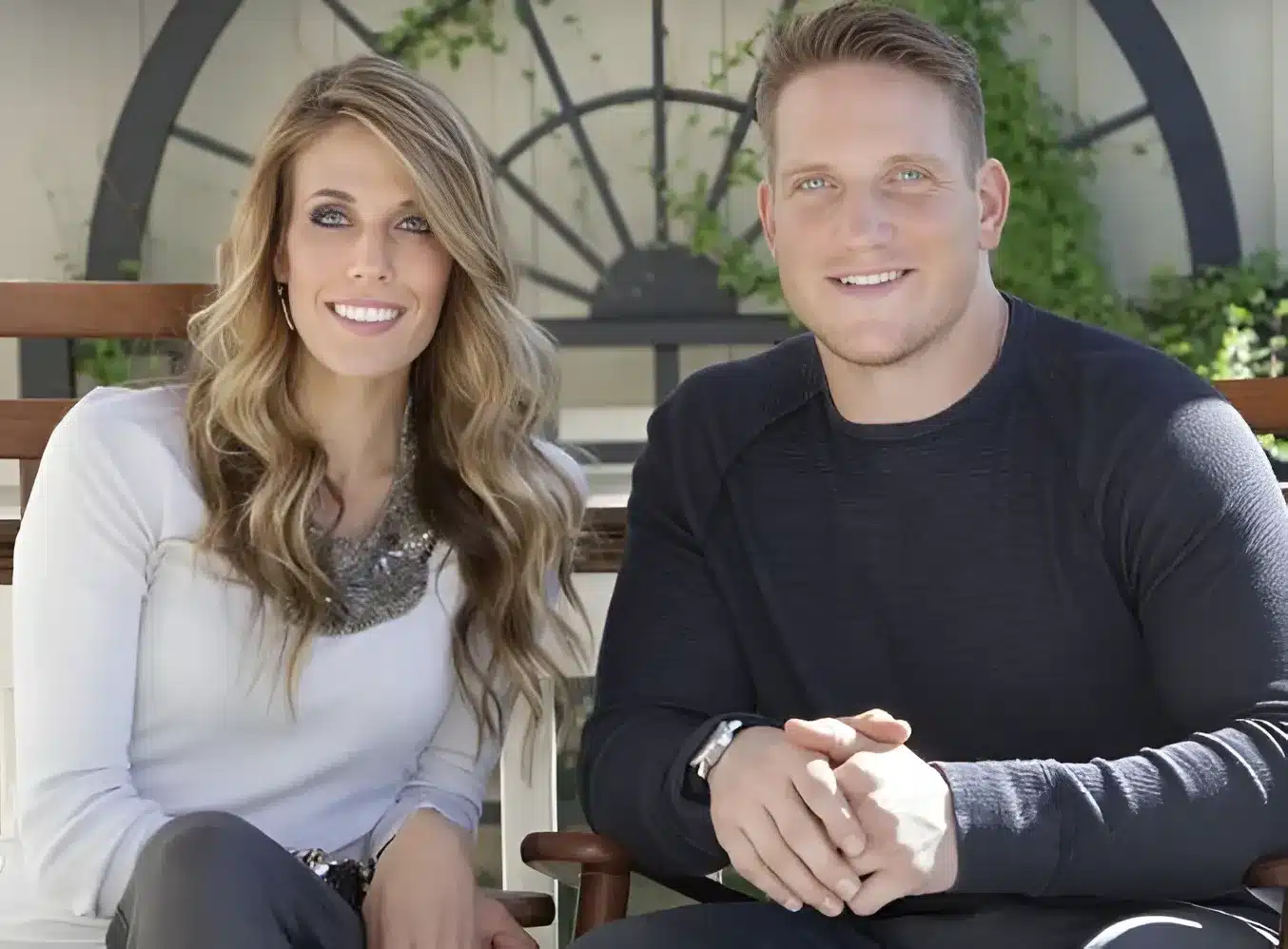 How_AJ_Hawk_and_Laura_Quinn_Met