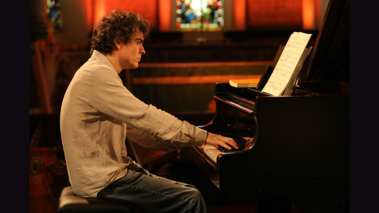Paul_Lewis