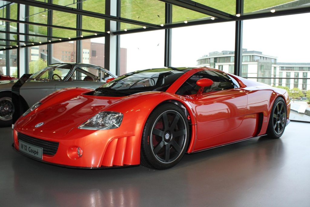 Comfort, Cool, and Control: The Luxury Car Rental Trend That's Redefining Travel