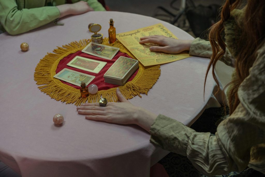 What to Expect from Your First Psychic Reading Session
