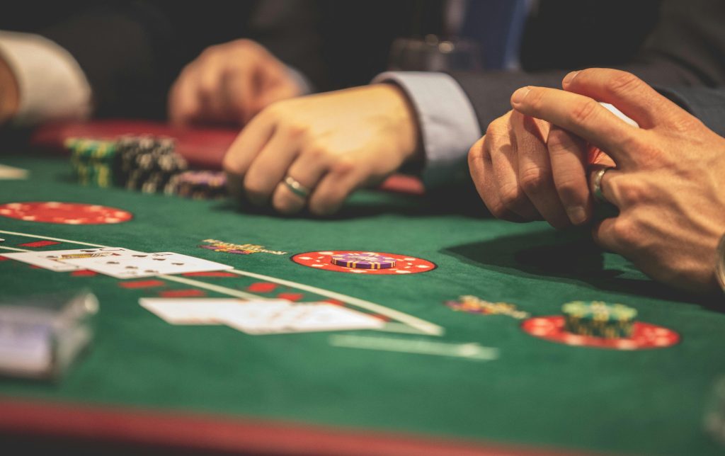 How to Set a Smart Casino Budget And Stick To It