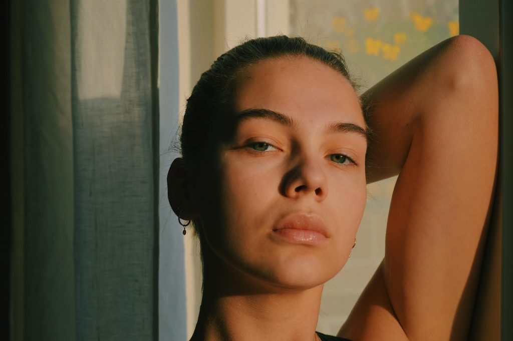 How to Deal with Dry Skin on the Face and Body - A Skincare Guide