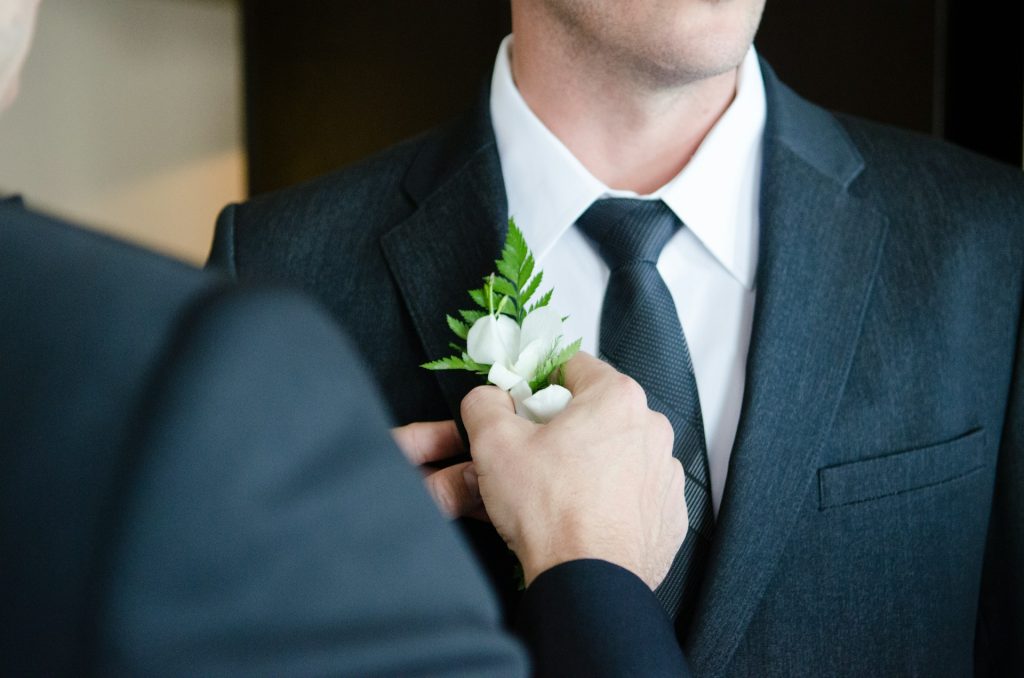 Wedding Suits Color Guide for Groomsmen's Perfect Wedding Looks
