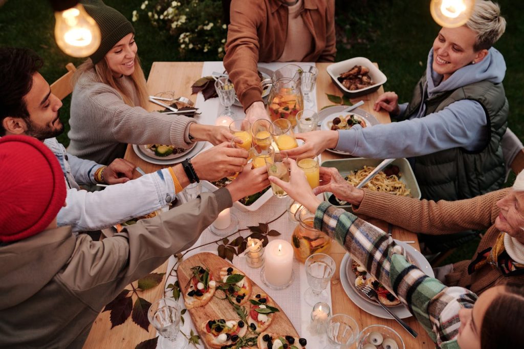Planning a Fun Night In: A Guide to Relaxed and Memorable Evenings