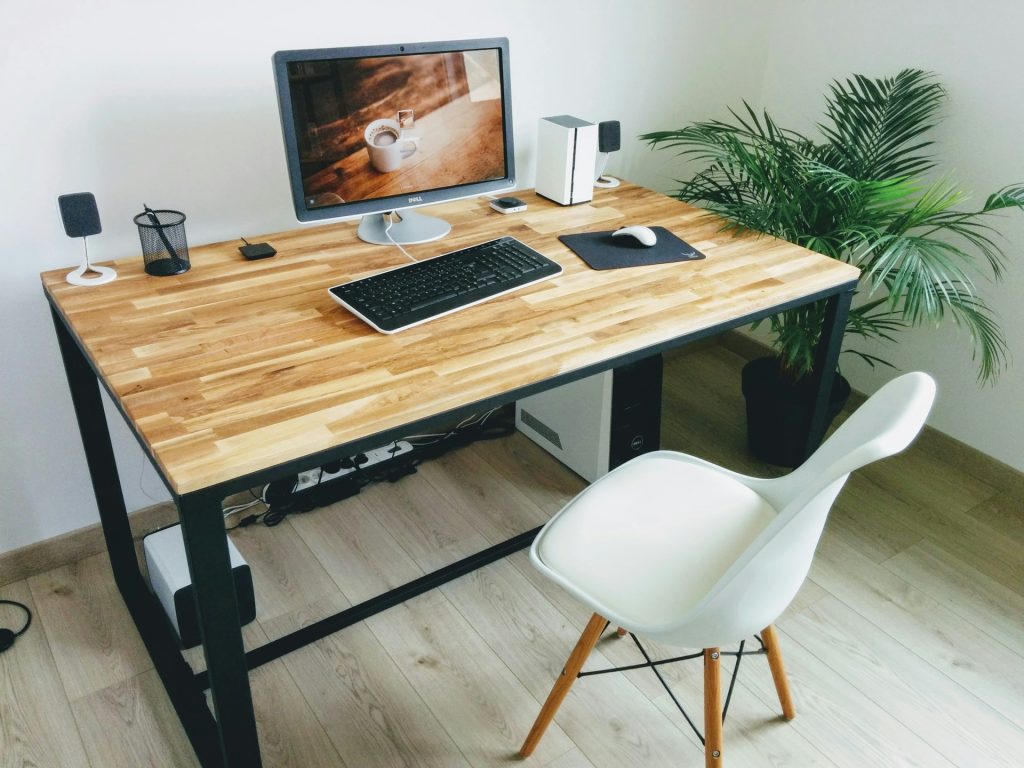 How Do Adjustable Tables Work?